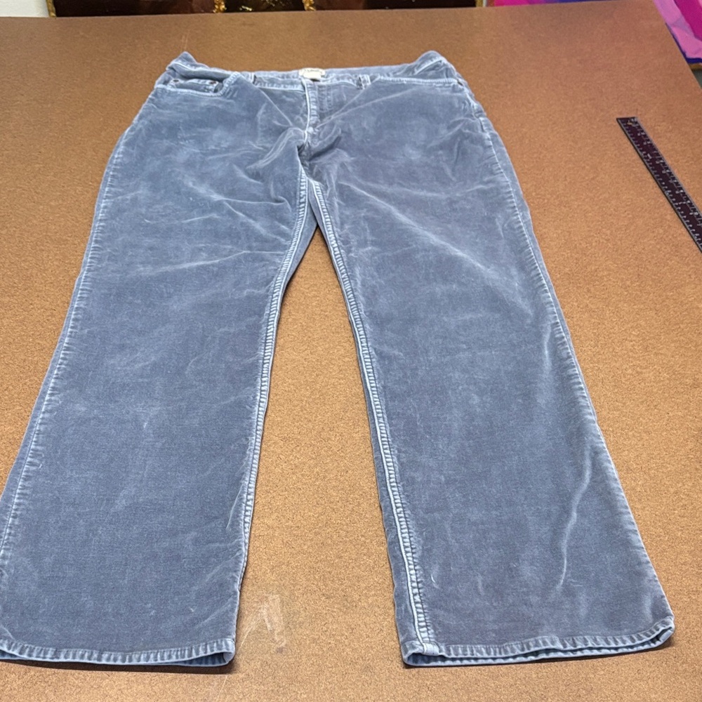 L.L. Bean Women's Light Grey crushed velvet feel Straight Leg Jeans 12 Tall